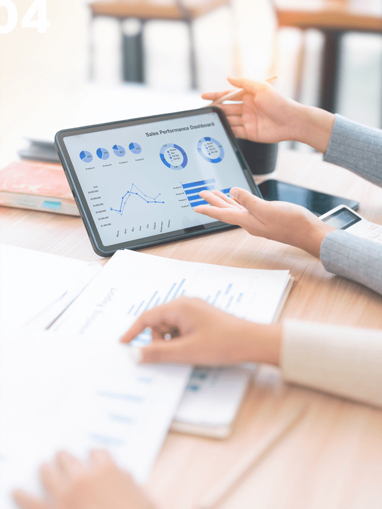 04 컨설팅을 지원하는 모습